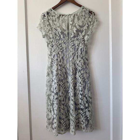 Adrianna Papell Mint Green Lace Overlay Keyhole Back Sheath Dress Size 4 - Picture 7 of 15